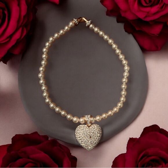 SIGNED SWAROVSKI HEART CRYSTAL PEARL NECKLACE ~ HEART PENDANT RETIRED - Picture 1 of 15
